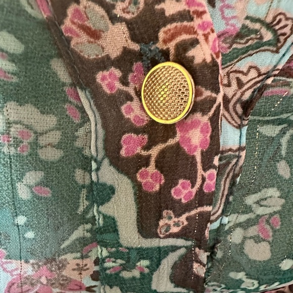 Zara Women’s Sheer Button Up blouse With Paisley Print and Ruffle Detail. Size S - Picture 3 of 8